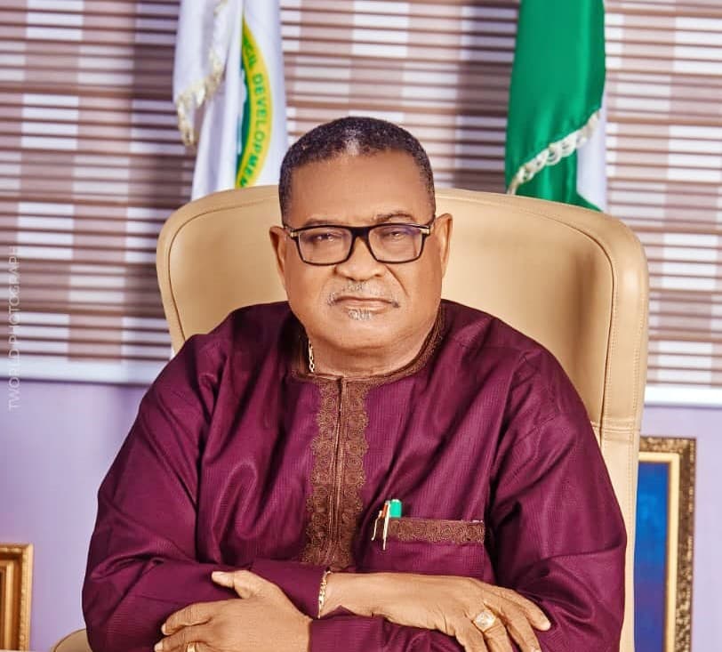 MAYOR OLUFEMI AKANBI OKEOWO